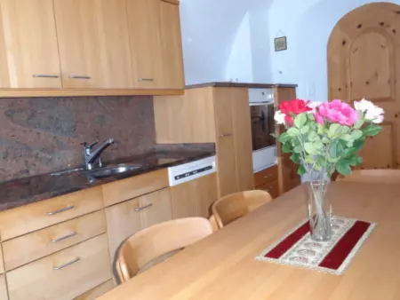 Ferienwohnung Chasa Quadra, Appartement 4 personnes à Tarasp - Photo 5