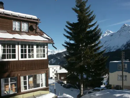 Chalet Willi-1.OG Appartement/Fewo, Dusche und Bad, WC, 9-Bettwohnung - Photo 3