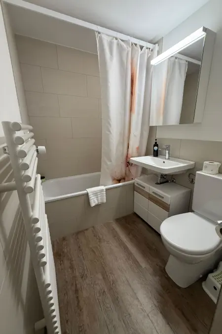 Fortuna 8 by Arosa Holiday Appartement/Fewo, Dusche oder Bad, WC, 4-Bettwohnung - Photo 2