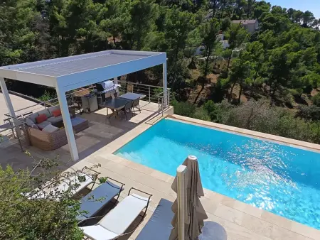 Rez-de-villa de 150 m2 privé dans un domaine clos privé de 3500 m2. - Photo 9