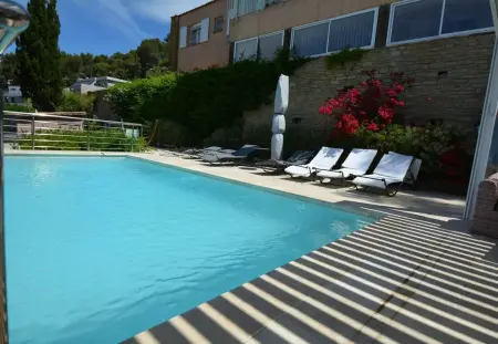 Rez-de-villa de 150 m2 privé dans un domaine clos privé de 3500 m2. - Photo 13