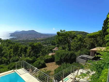 Rez-de-villa de 150 m2 privé dans un domaine clos privé de 3500 m2. - Photo 15