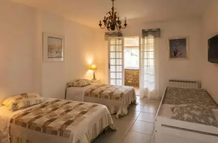Rez-de-villa de 150 m2 privé dans un domaine clos privé de 3500 m2. - Photo 23