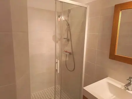 Rez-de-villa de 150 m2 privé dans un domaine clos privé de 3500 m2. - Photo 30