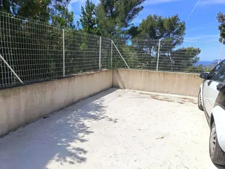 Rez-de-villa de 150 m2 privé dans un domaine clos privé de 3500 m2. - Photo 43