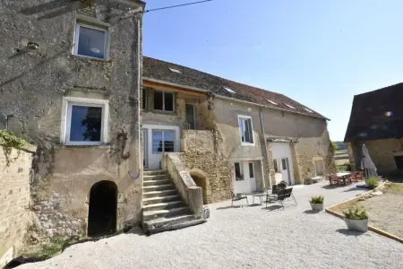 Le Puley est un petit village paisible situé au cœur de la Bourgogne. - Photo 6