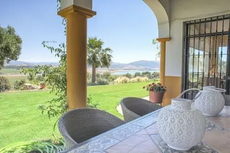 Cortijo Sierra y Lago, Alterhome Andalusian Cortijo pour 13 personnes avec piscine, wifi, sierra et lac - Photo 6
