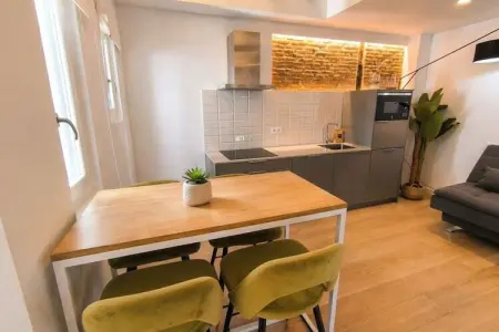 C Latina 1-2, Séjournez près d'El Rastro pendant 4 jours - Photo 3