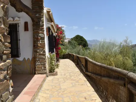 Maison vue mer et montagne, piscine - 6 pers., Gite 6 personnes à Cómpeta - Photo 7