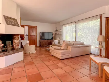 Villa avec Piscine et Jardin pour 10 pers - 4 ch, proche plage - Photo 3