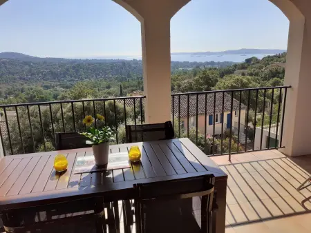 Urlaub in Port Grimaud 6 Personen Meerblick, Appartement 6 personnes à Cogolin - Photo 3