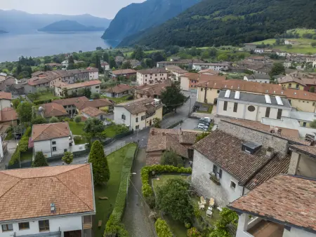Casa Torre Il Castello, Gite 8 personnes à Riva di Solto - Photo 1