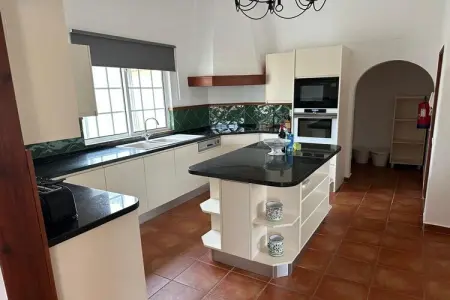 752299, Maison de vacances à Almancil avec piscine - Photo 12