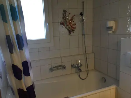 Schwizi's Holiday Apartments Appartement/Fewo, Dusche, WC, 2 Schlafräume No. 07 - Photo 11