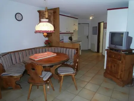 Schwizi's Holiday Apartments Appartement/Fewo, Dusche, WC, 1 Schlafraum No. 02 - Photo 8