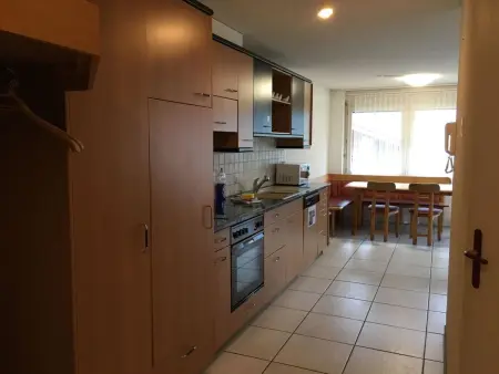 Schwizi's Holiday Apartments Appartement/Fewo, Dusche, WC, 2 Schlafräume No. 01 - Photo 8