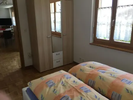 Schwizi's Holiday Apartments Appartement/Fewo, Badewanne, 2 Schlafräume No. 09 - Photo 13