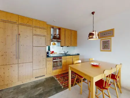 Apartment Sur Puoz 2A, Appartement 2 personnes à Samedan - Photo 2