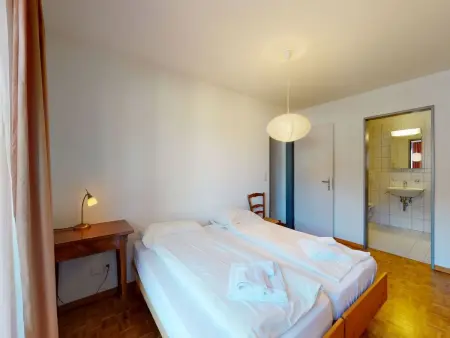 Apartment Crappun 3 - Grosszügige 4.5-Zimmer-Wohnung in zentraler Lage - Photo 9