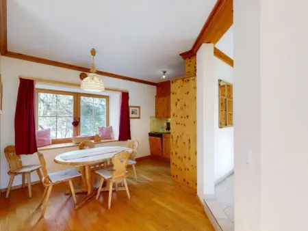 Chesa Domiziana - Im Herzen von Samedan, Appartement 4 personnes à Samedan - Photo 2
