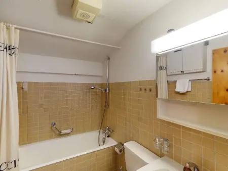 Apartment Suot Larschs, Appartement 4 personnes à Samedan - Photo 6
