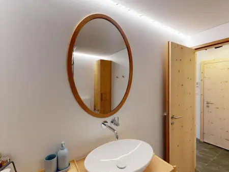 Apartment Ursin - Hochwertig renoviertes Studio, Appartement 2 personnes à Pontresina - Photo 4