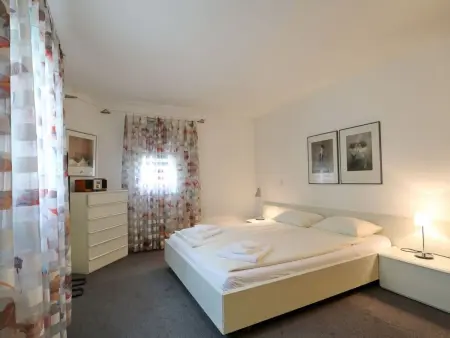 Apartment Falcun - Hochwertige 3.5-Zimmerwohnung mit Terrasse in Celerina - Photo 5