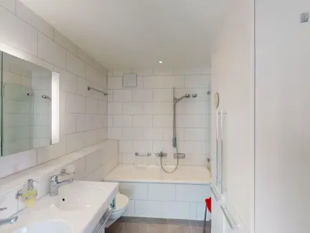 Apartment Chalcherin - Elegante Ferienwohnung mit Arvenholz in Celerina - Photo 8