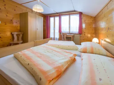 Chalet Ferienwohnungen Schwalbennest Moos Grächen, (Grächen), - Photo 4
