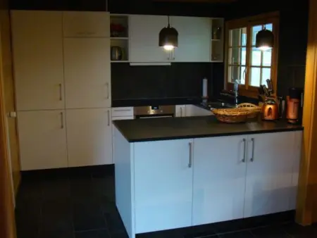 Chalet  Sandrine , (Grächen). 6-Bettwohnung, Maison 6 personnes à Grächen - Photo 6