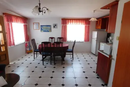 1720, Appartement de vacances à Karlobag avec barbecue - Photo 13