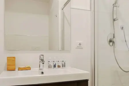 MILAN-BERGONZOLI-CANOE, Appartement Cosy AC- 1BDR/4P - Milano Centrale - Photo 10