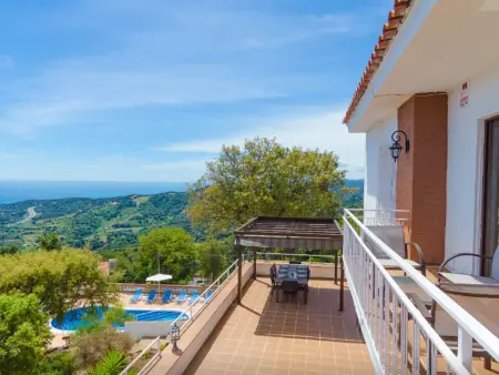 Villa avec piscine privée, vue mer - 8 pers., Villa 8 personnes à Pineda de Mar - Photo 2