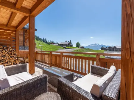 Demi-chalet ski aux pieds, vue montagne - 8 pers. - Photo 10