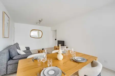 SB-13-JOUVENET-M, Appartement spacieux 1 chambre/2 salles de bain - Auteuil - Photo 71