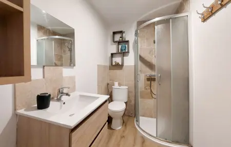 Charmante maison avec piscine, Maison 6 personnes à Cierzac - Photo 19