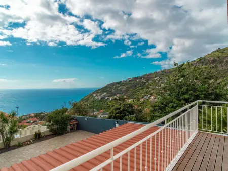 Die Villa Viola befindet sich in Arco da Calheta - Photo 7