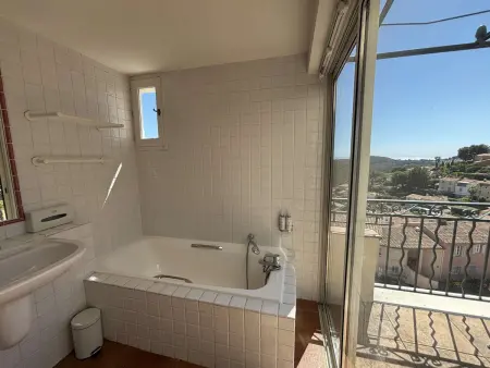 Appartement vue mer - 6 pers., Appartement 6 personnes à Saint Cyr sur Mer - Photo 9