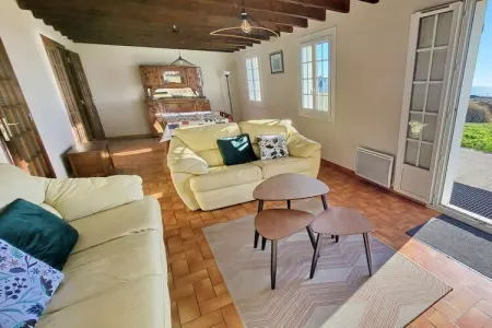 341807, 697-Villa Hent Kost la mer à 100 m - Photo 7