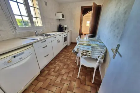341807, 697-Villa Hent Kost la mer à 100 m - Photo 14