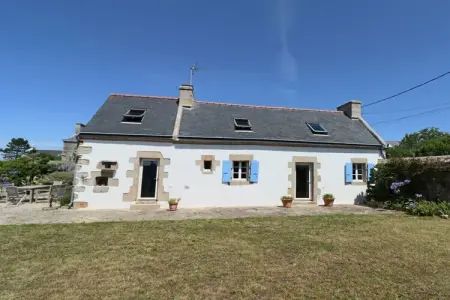 381392, Maison de vacances à Primelin avec terrasse - Photo 1