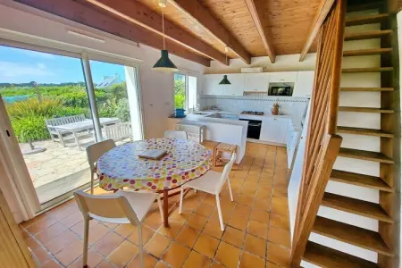 381392, Maison de vacances à Primelin avec terrasse - Photo 9