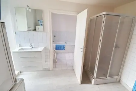 381392, Maison de vacances à Primelin avec terrasse - Photo 17