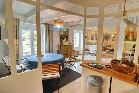 298947, 690 - Charmante villa dans un jardin luxuriant - Photo 11