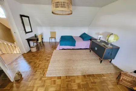 518108, Maison de vacances à Audierne avec terrasse - Photo 15