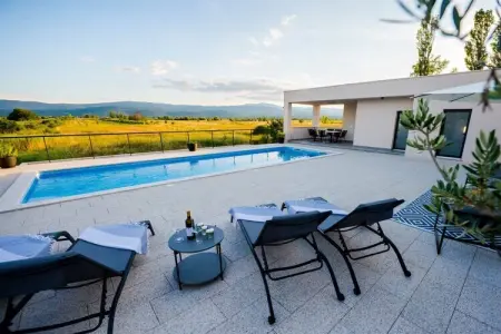 516884, Villa à Imotski avec piscine - Photo 13