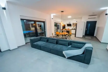 516884, Villa à Imotski avec piscine - Photo 32