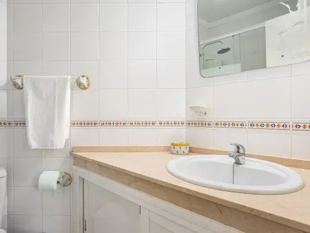 Appartement 3 chambres avec piscine et climatisation à 350m de la plage de La Barrosa - Photo 15