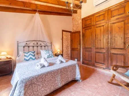 Villa en pierre avec piscine - Calme, Villa 8 personnes à Es Llombards - Photo 5