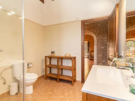 Villa en pierre avec piscine - Calme, Villa 8 personnes à Es Llombards - Photo 7
